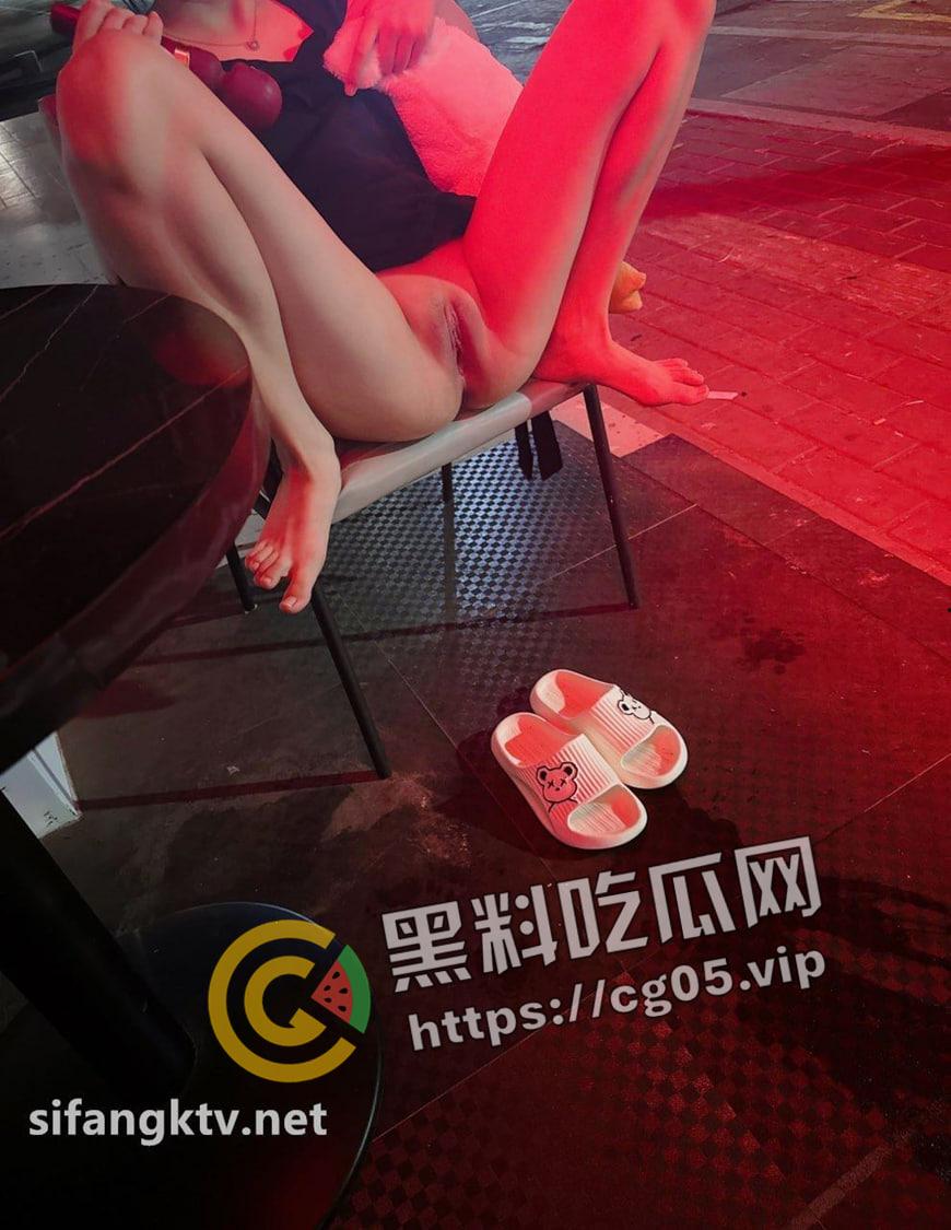 大学生外卖媛【李婷】被包皮阳痿变态金主户外调教 露出 喝尿 扇耳光 打的遍体鳞伤 8v合集-7