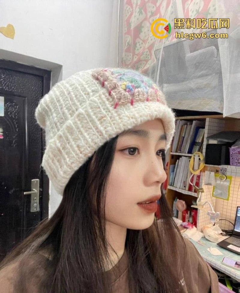 重庆山城酒店大堂经理【唐斯涵】与炮友开房鬼混视频曝光!日常扮演高冷御姐 一根巨屌打回原形 淫叫破天直呼够骚!-2