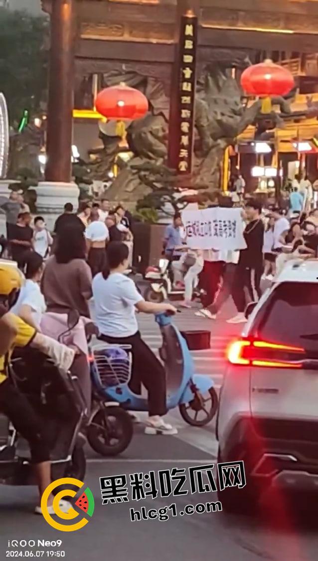 山西运城整个学校无法参加高考！运城口腔卫生专业学校无法参加高考游街 社交媒体公关查无此事 太气人了-4