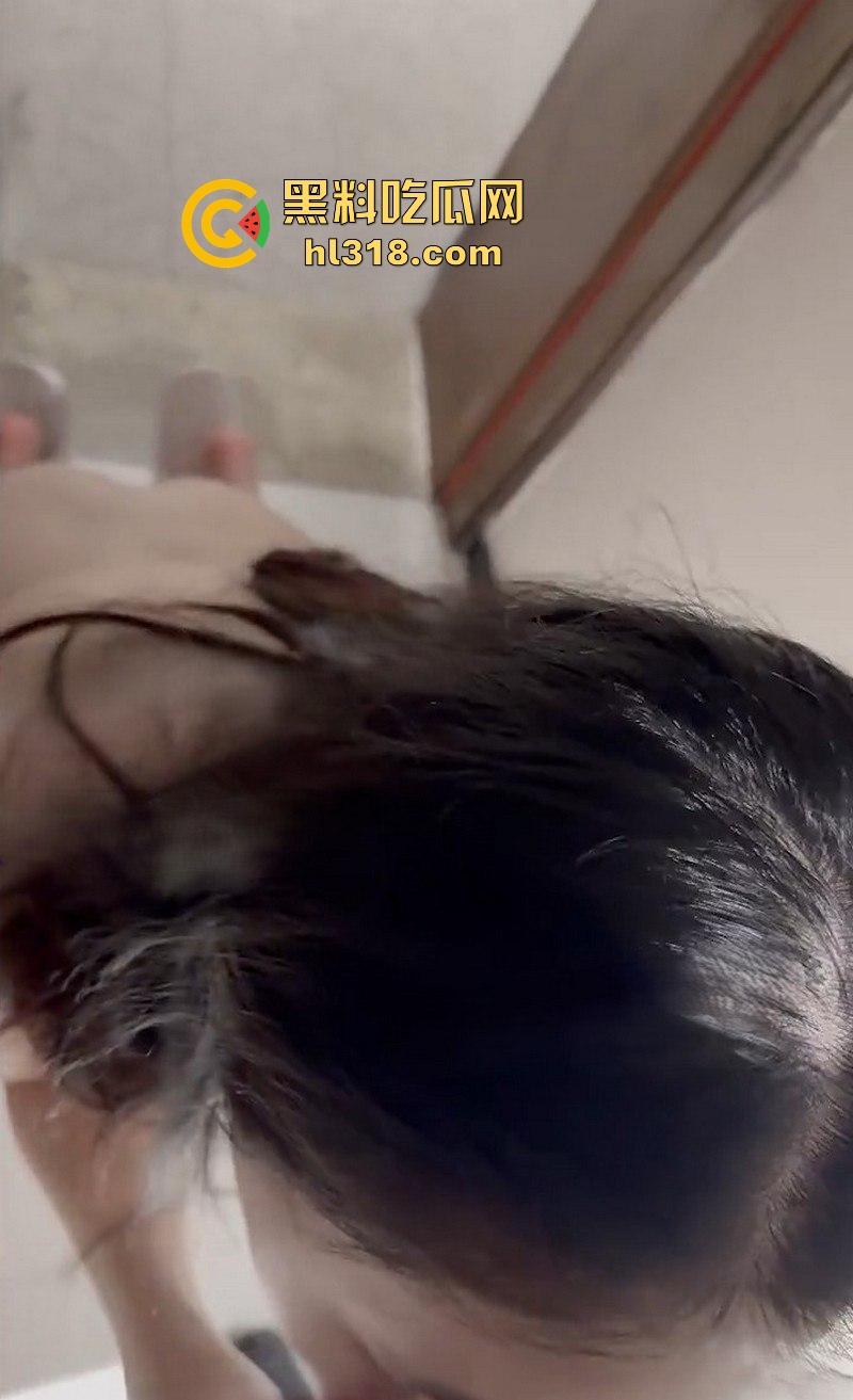 海角乱伦,跟我的刚上大学的表妹开房,尝试大胆酒店开门露出啪啪,白虎嫩穴被后入猛操,疯狂喷水!-6