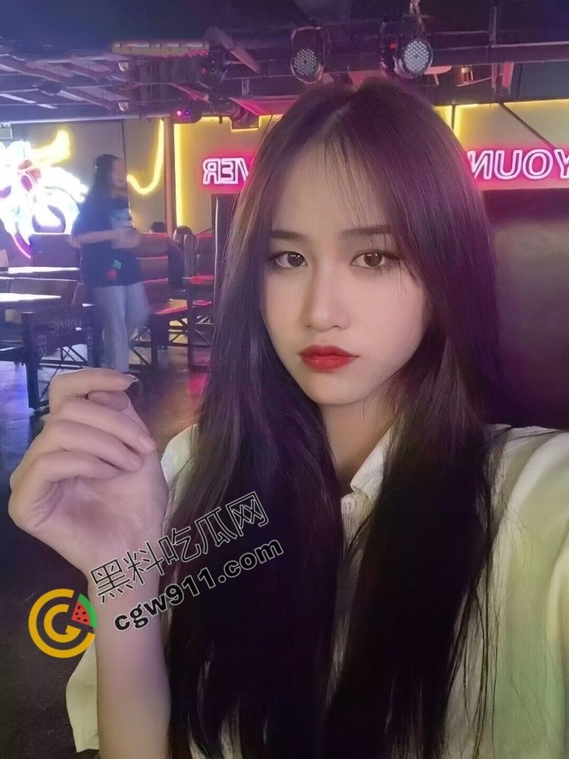 江西婺源长腿骚货【朱亚慧】私密视频曝光：火辣身材巨乳晃荡，被男友粗暴爆操，颜射满脸，蜜穴汁水横流，淫荡爆表-4