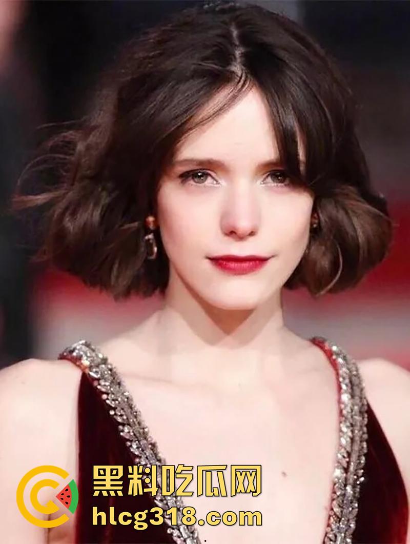 变形金刚男主,携法国影后斯塔西马汀,全裸真实插入电影《女性瘾者》导演剪辑版,激情乱交见人就操!-2