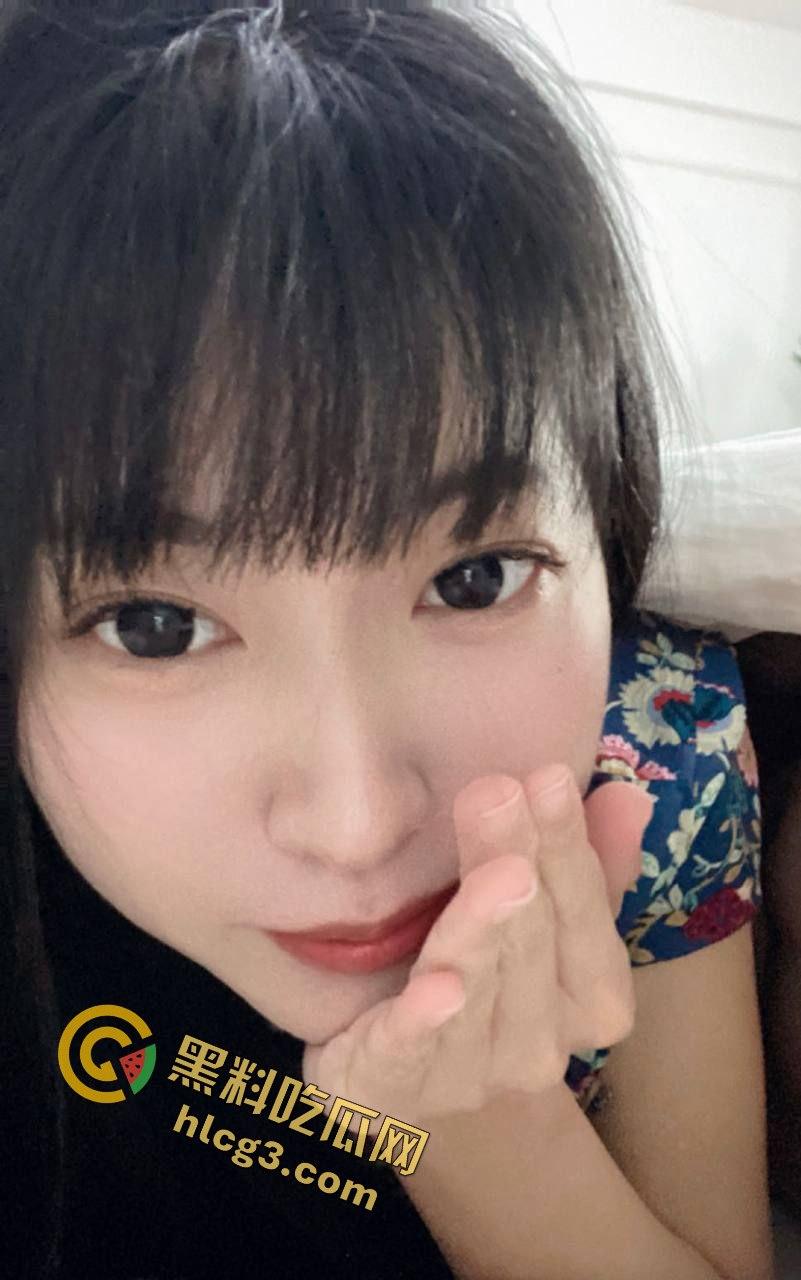 出轨视频曝光!高冷女神变淫荡母狗,调教前后大揭秘,口交颜射后入全程曝光!-4