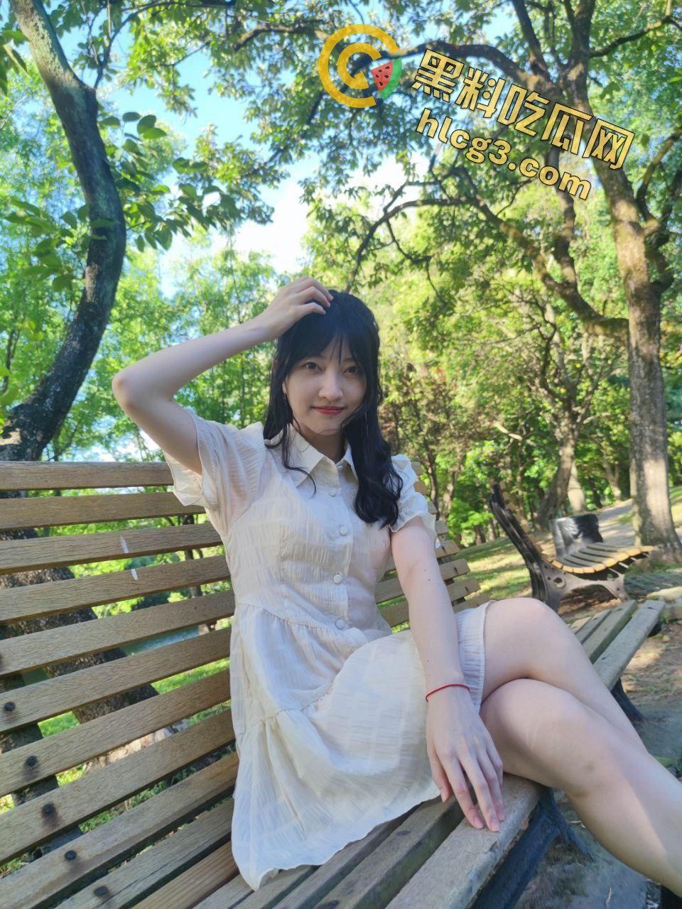 出轨视频曝光!高冷女神变淫荡母狗,调教前后大揭秘,口交颜射后入全程曝光!-6