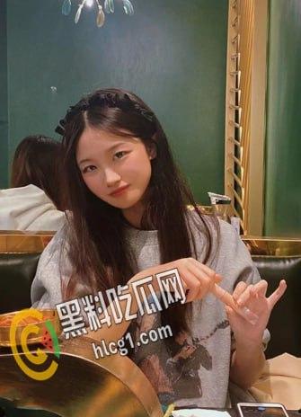 上海财经大学会计学院女神 袁媛 性爱私拍流出 多姿势酒店场景爆操粉嫩骚穴 粗口高频抽插爽到胡言乱语！-7