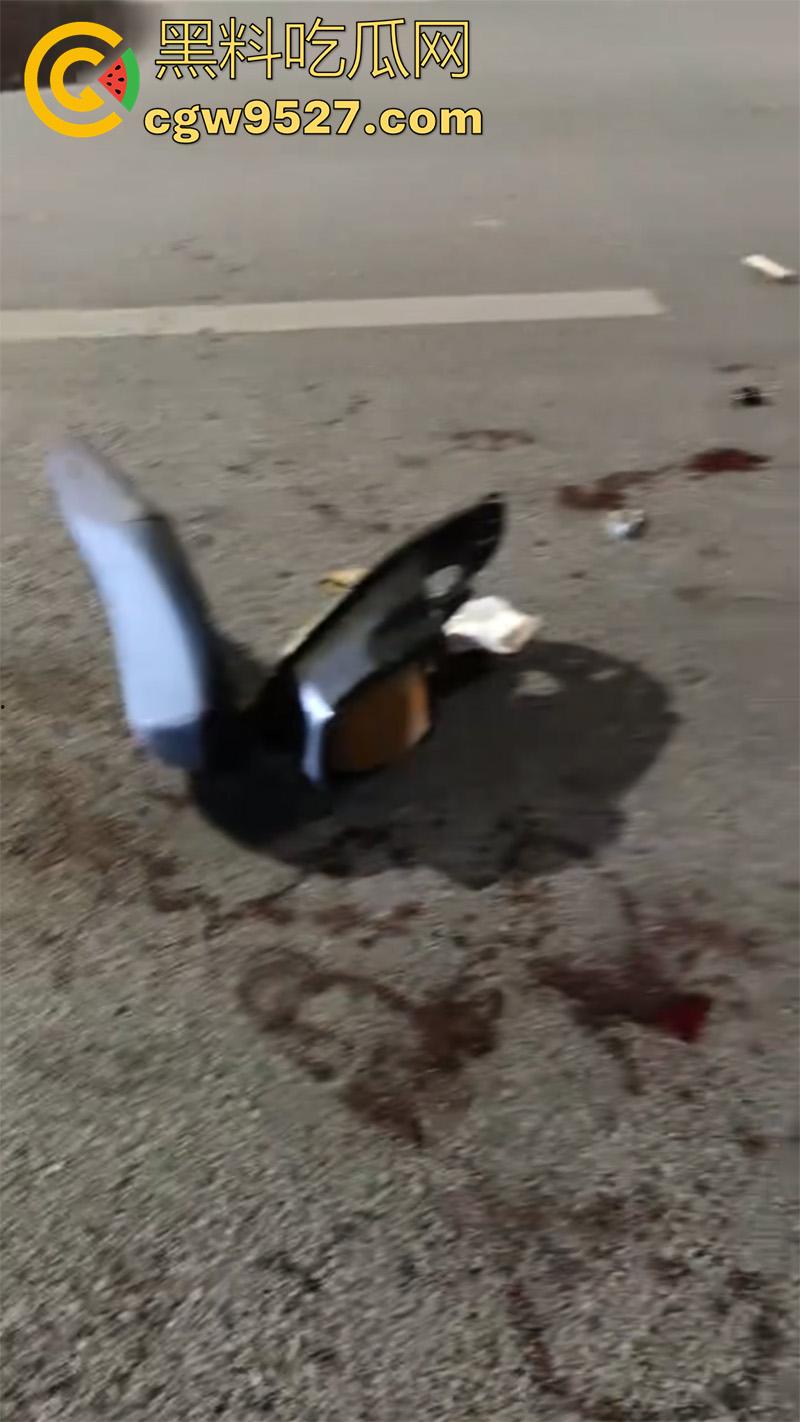 广西柳州鬼火少年，装逼失败翻车现场，自断一臂当场蒙逼，幸亏还留条命，估计再也不敢了吧！-3