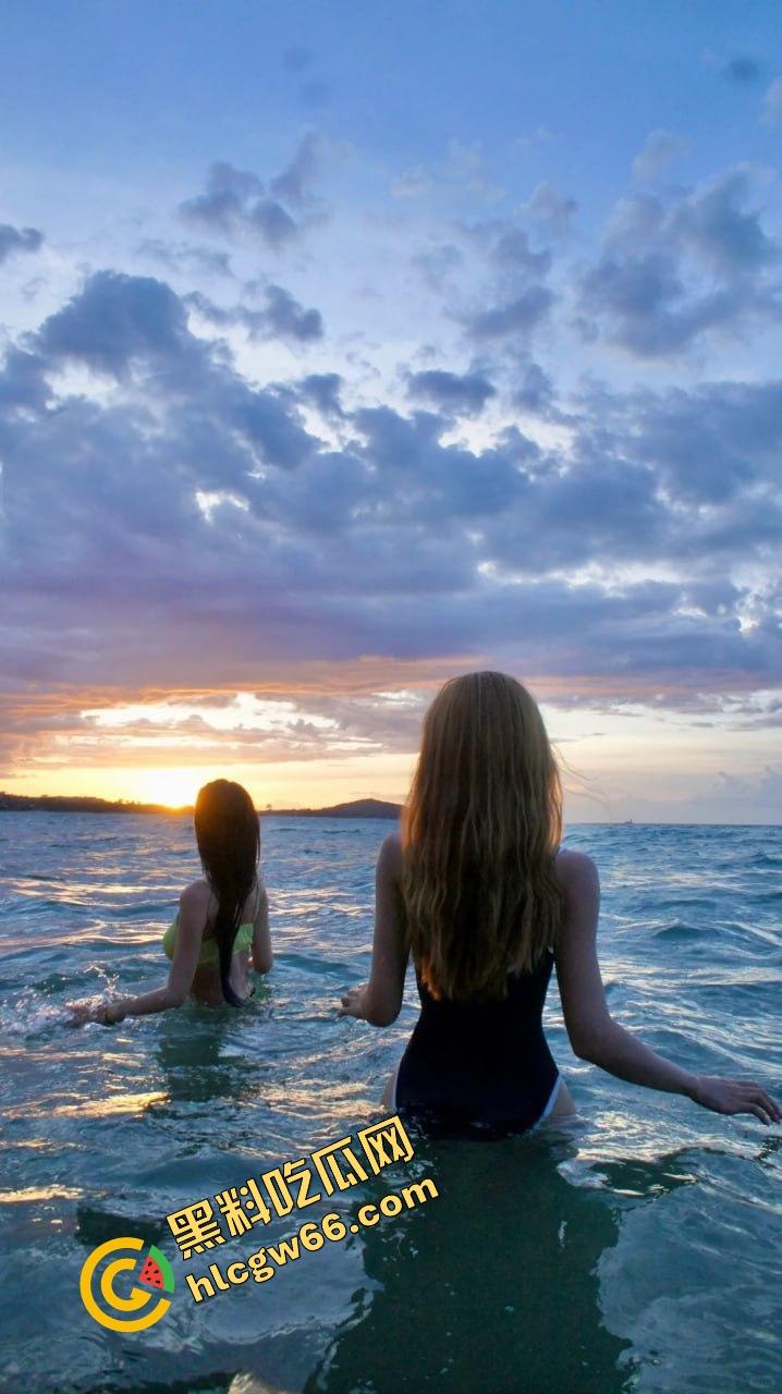 四川泸州双飞巅峰现场曝光，网红脸姐妹花主动献逼叠罗汉，一晚连干七次，猛男操疯成神！-5