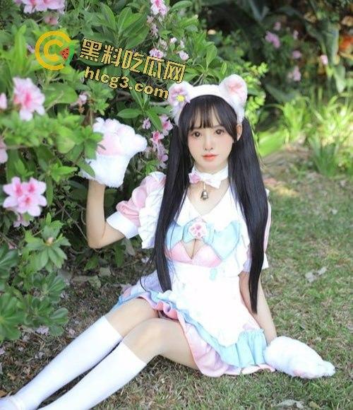 上海网红反差甜妹『吸酱』私拍泄密！甜美外表下的惊人真相，金钱交易背后的秘密曝光！-4