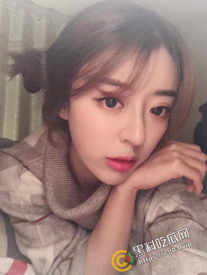 沧州 高颜值反差婊【金诗媛】与男友全套性爱自拍视图流出 细腰美臀 吃鸡内射 完美露脸-15