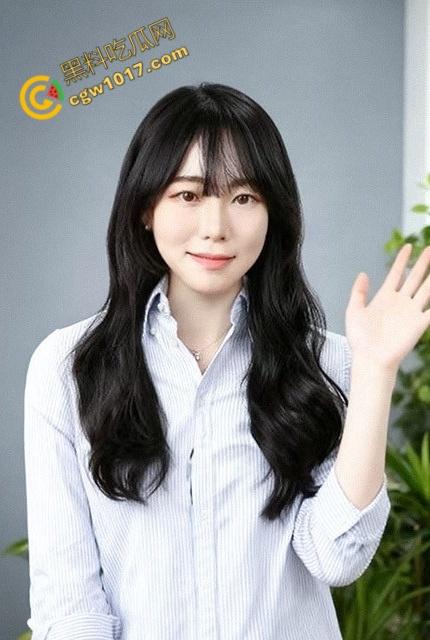 韩国职场女神【姜允瑟】出轨老公兄弟被曝光!OL套装下的淫荡本性,巨根深喉吞吐、迷离娇喘,极致欢爱爆红色瓜料!-3