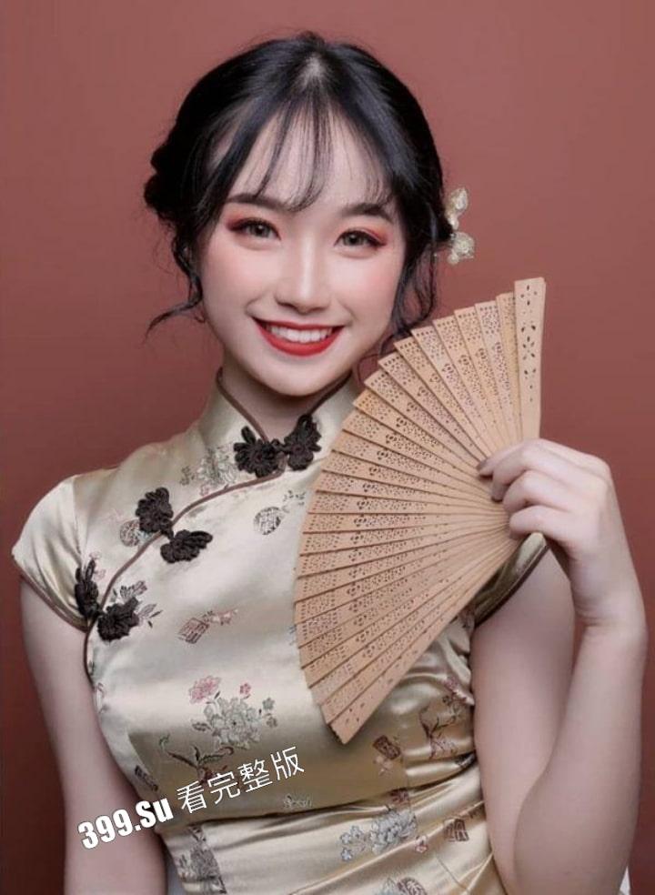 马来西亚 兼职模特【Stella】又遭遇经济公司网络面试视频流出  所以到底在面试啥岗位 连私处也心甘情愿的打开给对面看-4