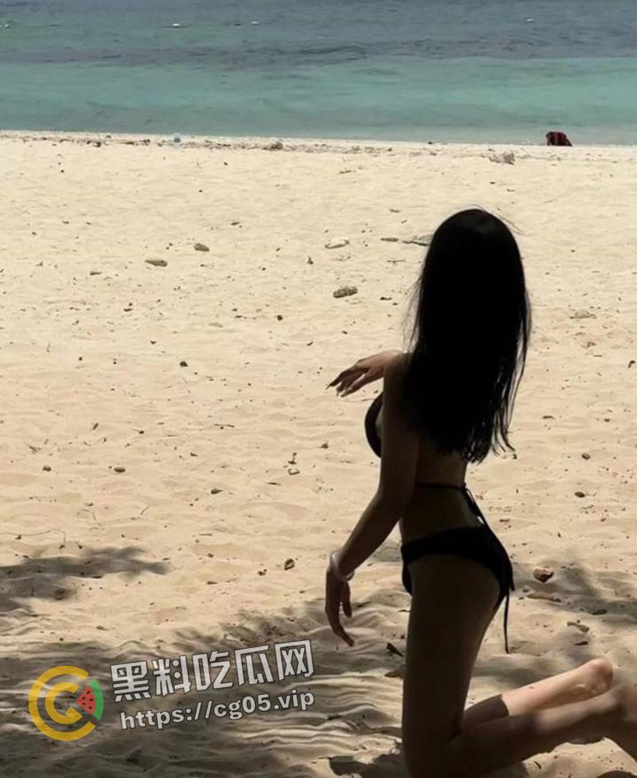 西安大学校花反差婊 颜值逆天却是臭母狗 在夜店厕所被人强奸后爱上被羞辱 出租屋约炮陌生网友 视频被流出-9