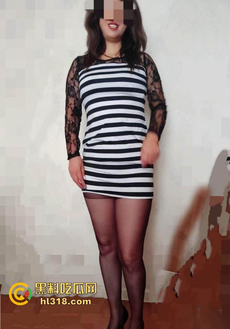 海角乱伦,约炮同事妈妈，极品微胖熟女，黑丝下真空穿搭，无套猛插爆操，淫叫叫不停！-3