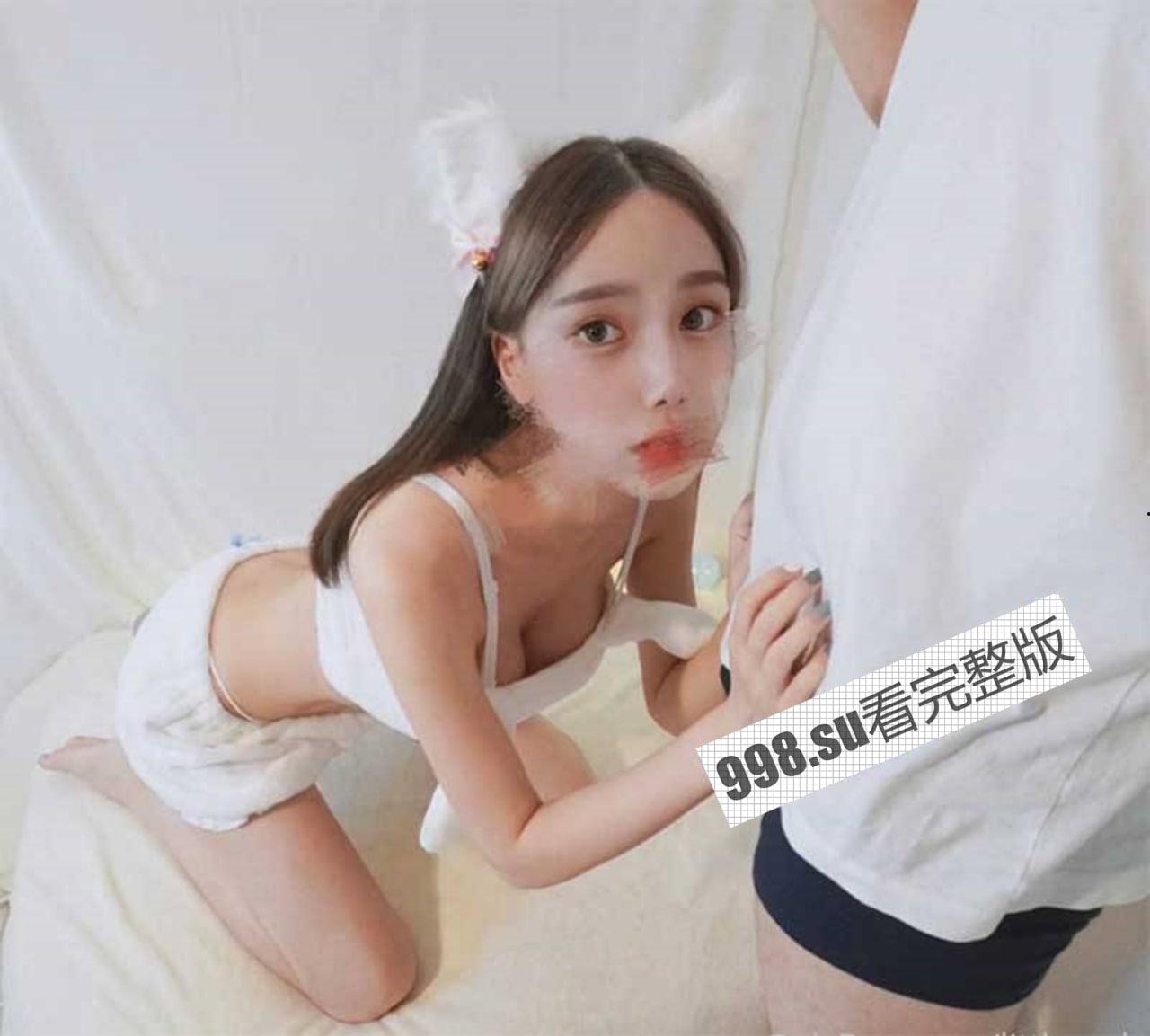Onlyfans 极品白虎女神 little_sula 最新付费福利视频流出-6