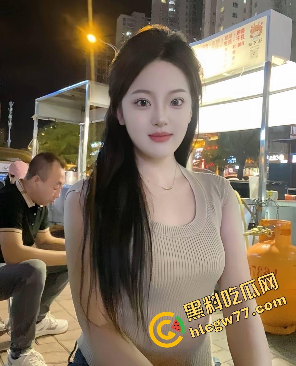 临沂艺术学院学姐『冯悦悦』情趣内衣被男友操翻，嘴里吸精身体爽颤，原来最骚的是最会装的那种！-4