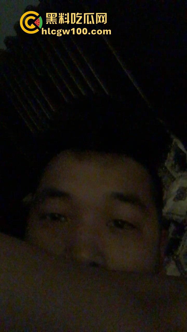 江苏常州携程旅游青枫公园营业部【林飞飞】自怕视频流出,极品身材美乳全程高能 据说现在还在里面上班。-8