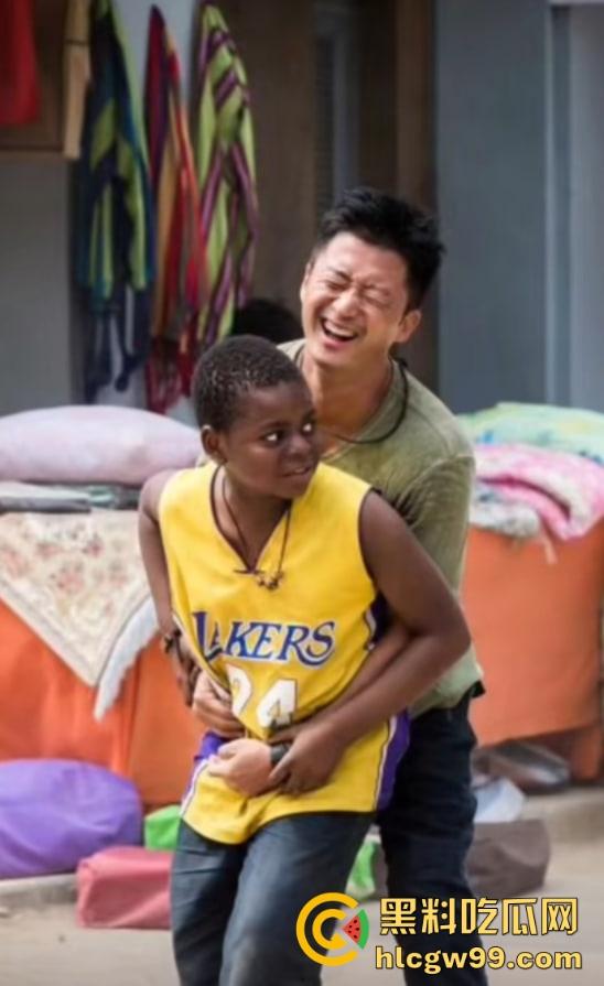 战狼2爆火的卖黄碟【小黑】疑似转行干网黄，网络带货卖伟哥，约女神做爱亲自证实伟哥效果，吴京知道嘛？-3