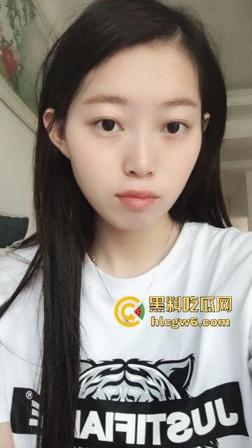 安徽旅游职业学院【苏亚男】裸贷欠钱不还，全裸视频照片外泄，骚样子黑逼直接被扒个底朝天！-11