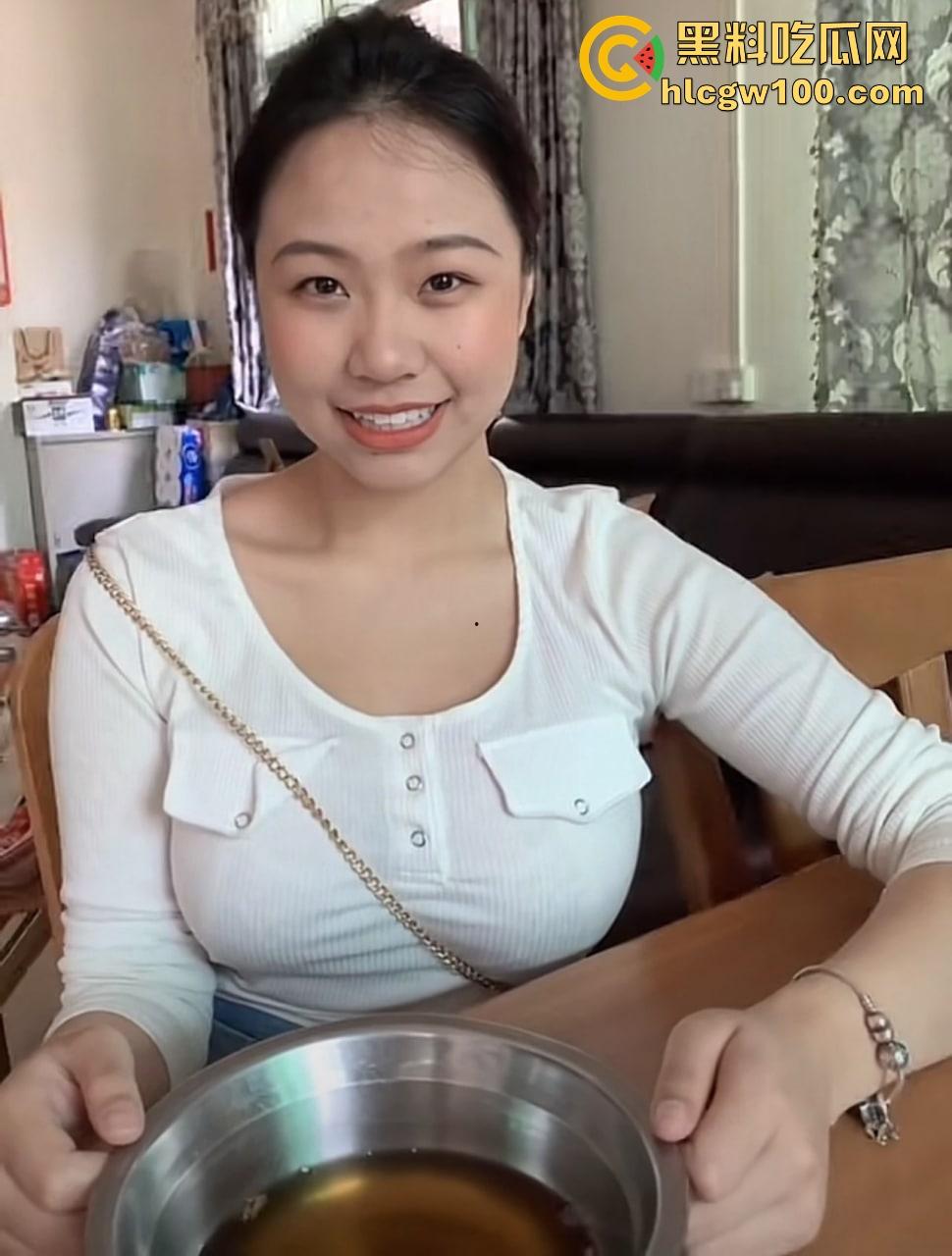 湖南大学巨乳骚学妹【林娇】自拍视频曝光,G罩杯母狗发骚 直呼顶不住!-2