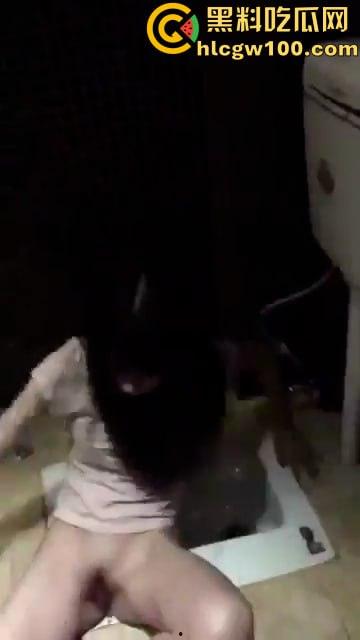 醉酒女人满地喷射,卫生间强暴,流浪汉路边强奸,被捡尸多人轮奸肆意玩弄60V合集-13