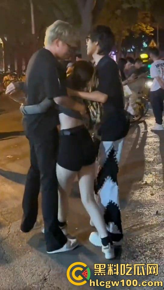 醉酒女人满地喷射,卫生间强暴,流浪汉路边强奸,被捡尸多人轮奸肆意玩弄60V合集-14