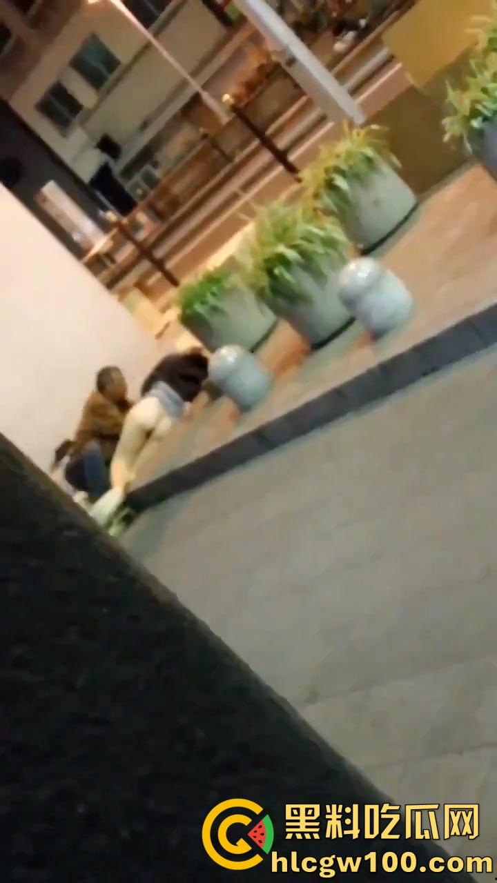 醉酒女人满地喷射,卫生间强暴,流浪汉路边强奸,被捡尸多人轮奸肆意玩弄60V合集-19