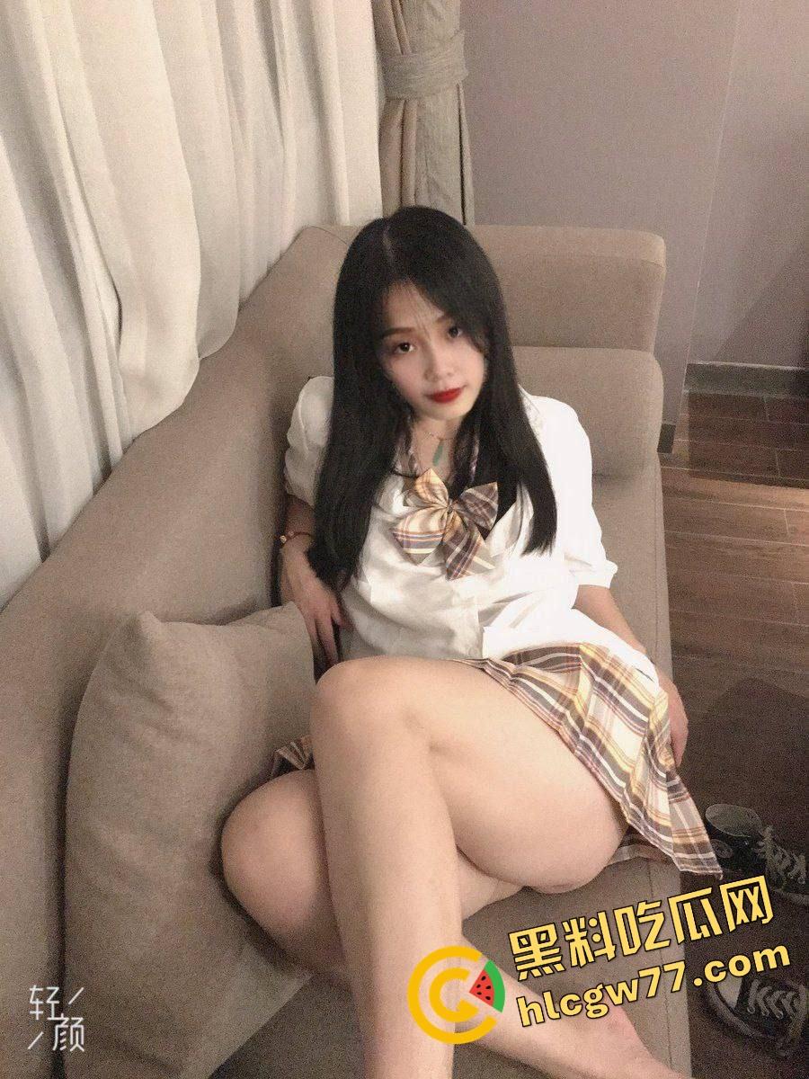 南昌老公嫌弃少妇【张婉玉】靠叫床拯救尊严，脸上皱纹扛不住，床上掰开嫩穴撒娇，叫一声哥哥就湿到腿软！-1