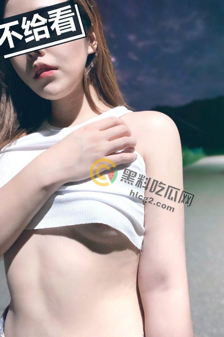 28CM 巨屌假阳具插逼,骚气十足的露出视频震撼曝光!-10