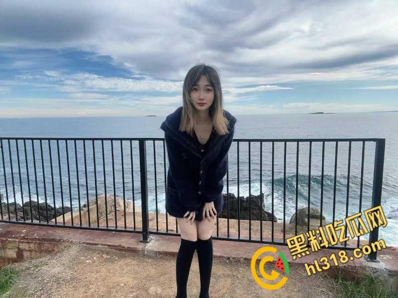 海外留学下海做外围,只要你愿给钱就能干,喜欢在穿裙子时不愿内裤,方便随时随地都能干!-2