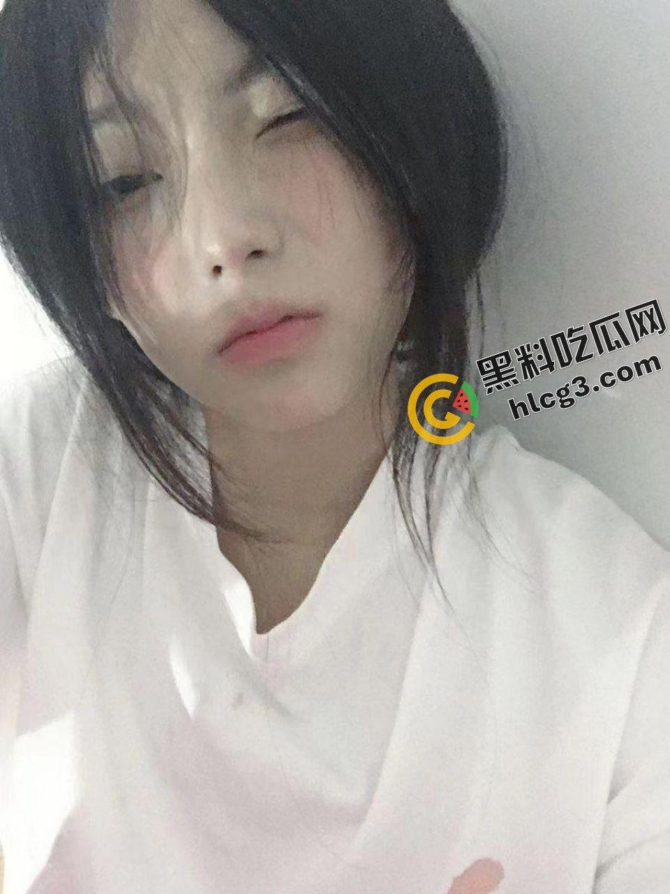 上海00年『叶蓉蓉』沦为金钱奴隶!清纯女神小萝莉与金主爸爸口交私拍曝光,男友心碎成绿帽侠!-7