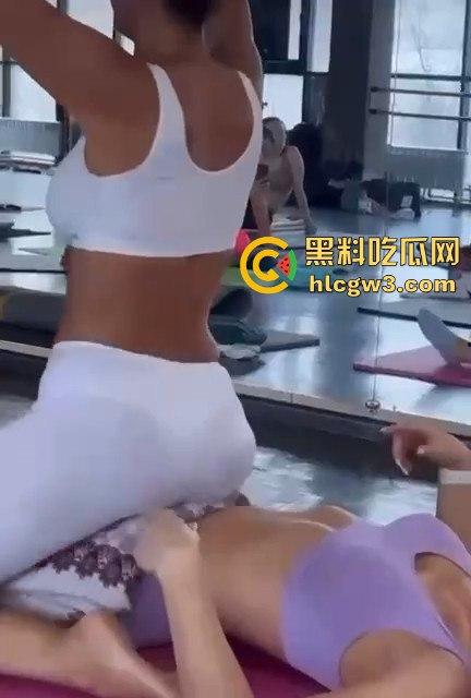 欧洲床上功夫提升班 做爱姿势瑜伽课爆火 教你一课成骚货一夜翻花样 把老公骑到怀疑人生！-1