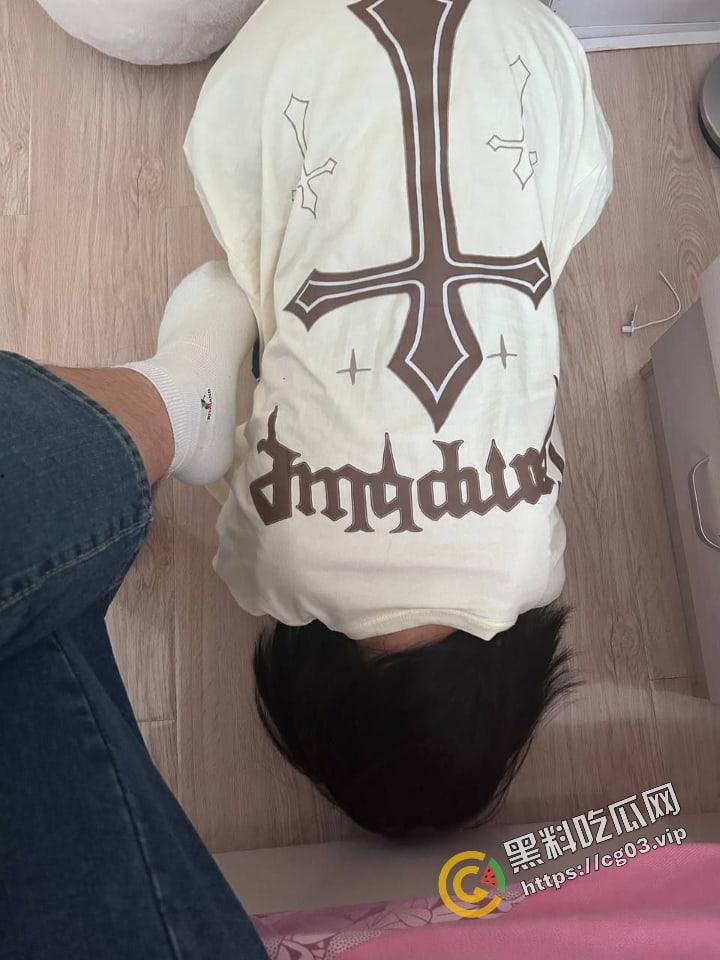 吉林外国语学院反差母狗 玉美婷 跟男友天天厮混当男友的泄欲工具，最后被甩还遭曝光-14