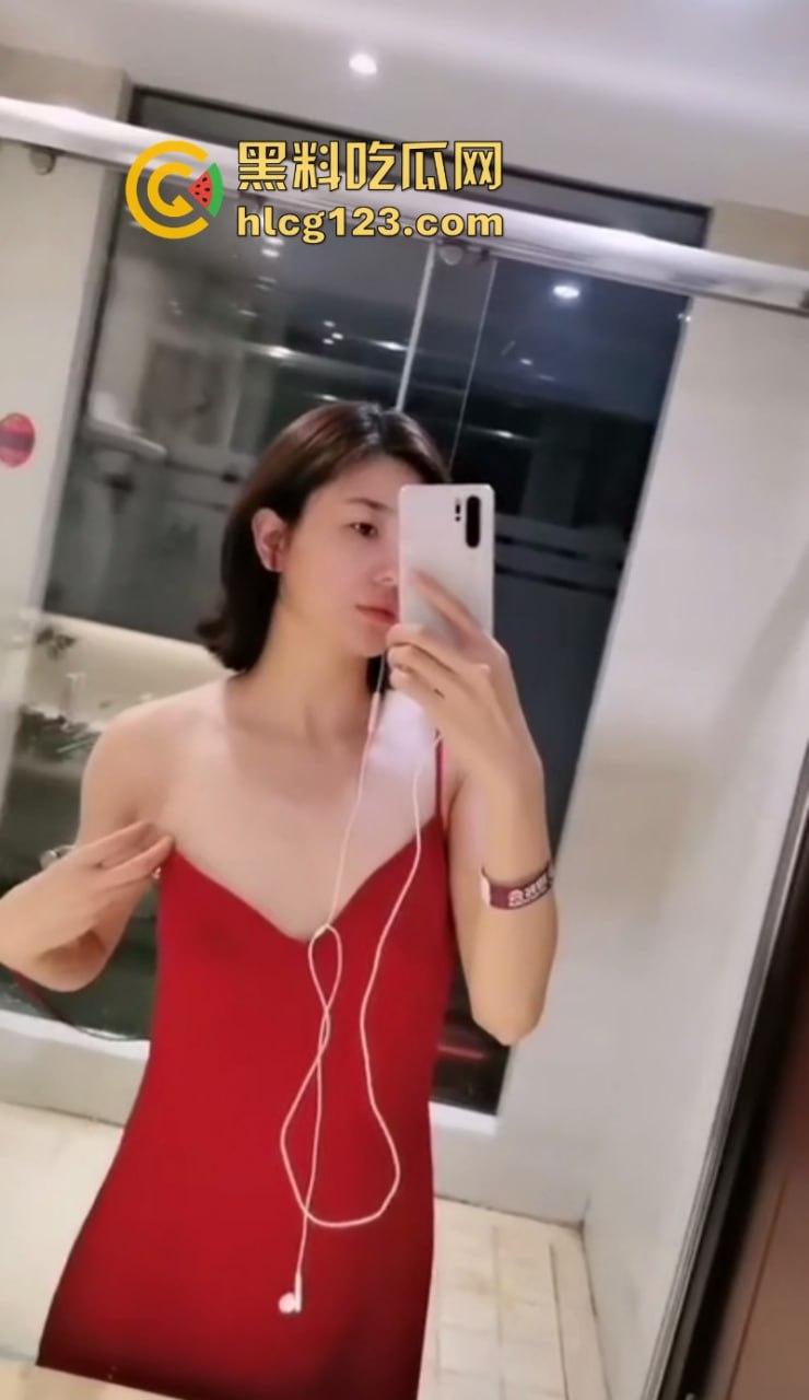 独家报料 录音门又填“新菜”！三只羊【勇哥】为勾搭卢文庆 自拍露点视频遭曝光-5