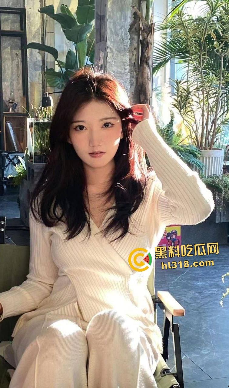 天津清纯御姐被金主调教！后入狂操臀部抽打，深喉口交精液洗胸， 比马尿还骚！-2