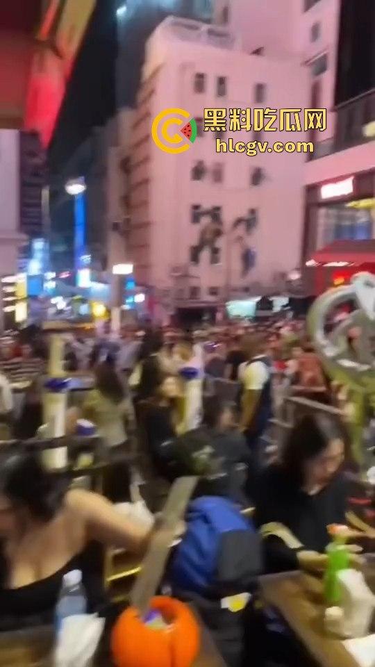 香港兰桂坊万圣节骚翻全场！骚逼骚鸡骚男齐聚，堪称老外的炮窝！-7