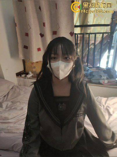 南宁双马尾学生妹【胡九万】骚浪视频流出，清纯脸装不住母狗心，动作骚得像条狗，撸点高到让人瞬间射！-3