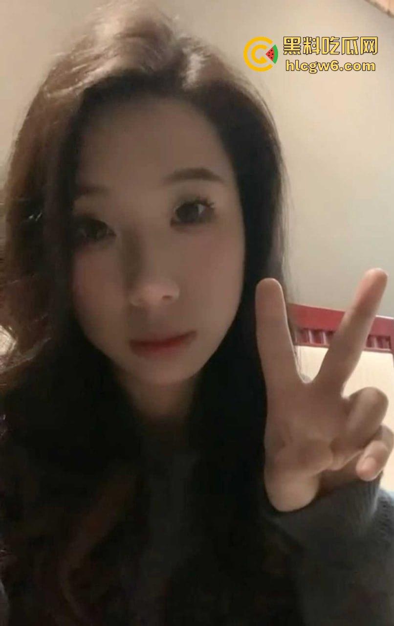 浙大骚母狗【唐晓燕】21岁靠骚穴求上位，自慰视频流出，985学霸人设碎成精液涂满的笑话！-4