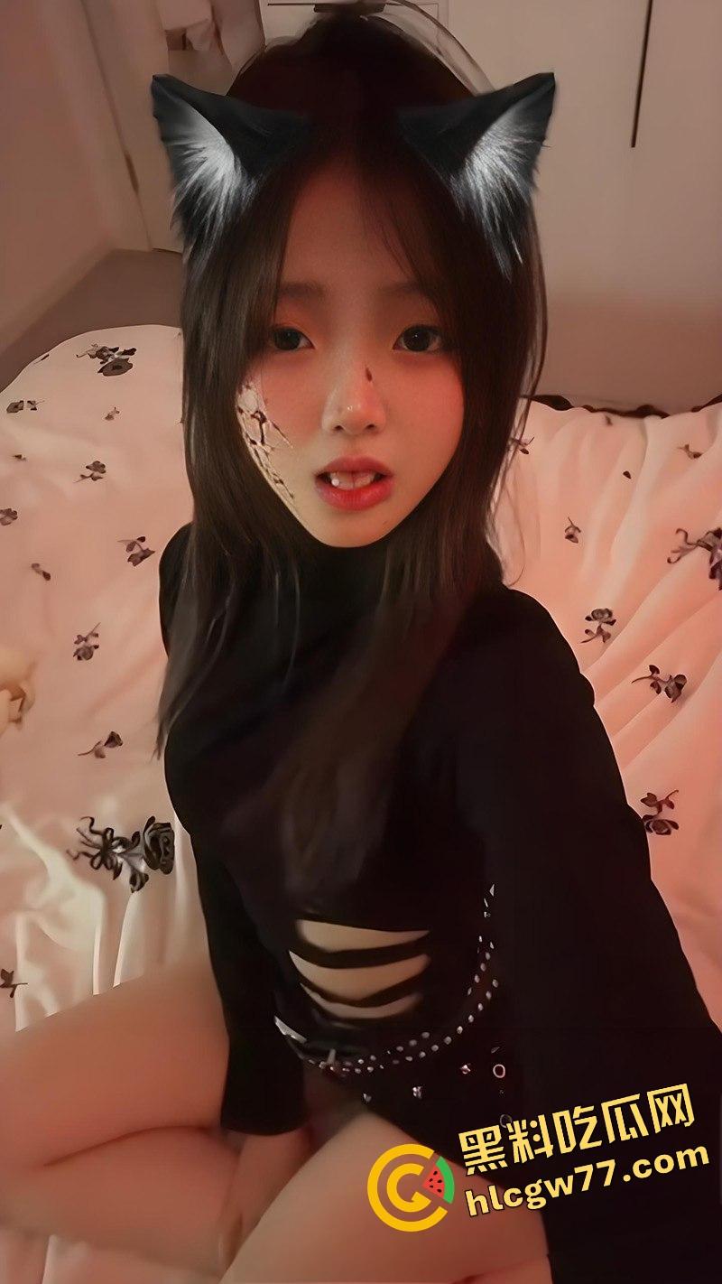 南京钟山技术学院大长腿母狗【杨和馨】174cm极品身材，背地里疯狂约炮绿了男友一脸！-9