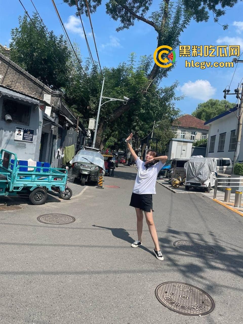 瓜友投稿火车车厢成爱巢！与大三学姐旅途中擦枪走火，触景生情车厢内缠绵难忘，如今只剩回味！-8