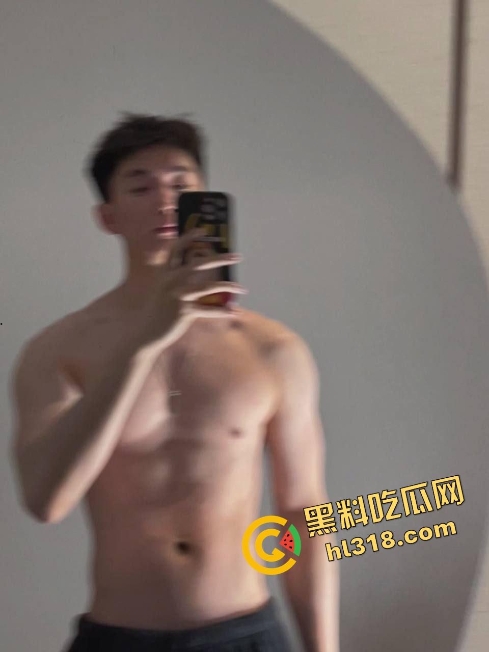 别只会看抖音直播，40W粉健身网红『小葛』爆操女粉，鸡巴一亮生吃大帅屌，谁还在乎套子这种废物？-10