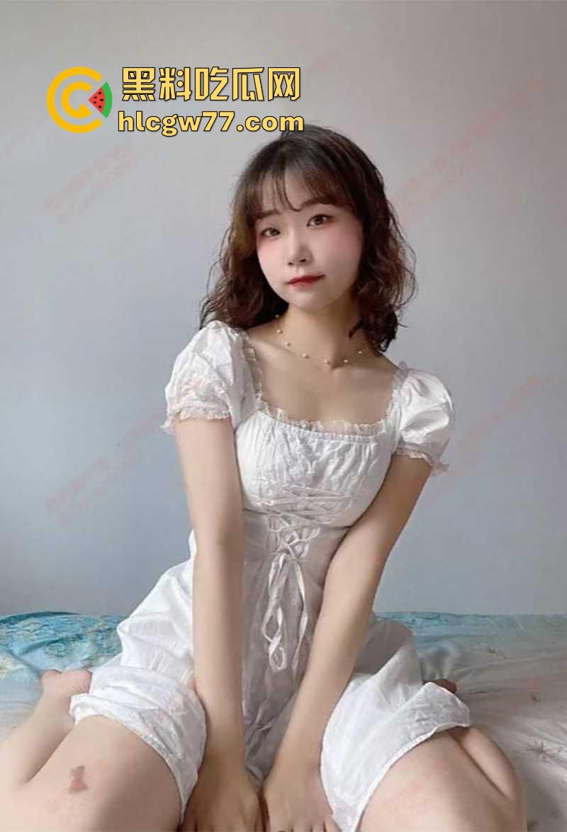 深圳清纯女幼师被学生家长拿下 纯情欲女难敌重金诱惑 双穴沦陷菊花惨遭蹂躏-1