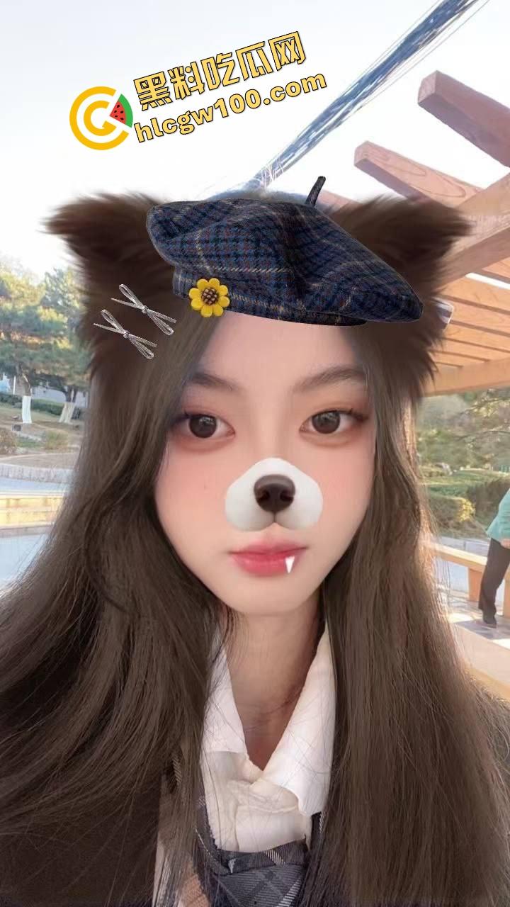 浙江国际海运反差嫩妹粉穴学生【吴妤玉】假期家中发骚自拍裸体 约炮酒吧大哥爆插粉逼！独家曝光流出！-3