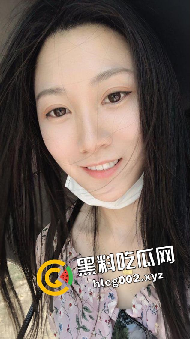 经典永流传！甜美少妇不为人知的一面 旺盛的黑森林下饱满的馒头逼 这才是良家的感觉-4