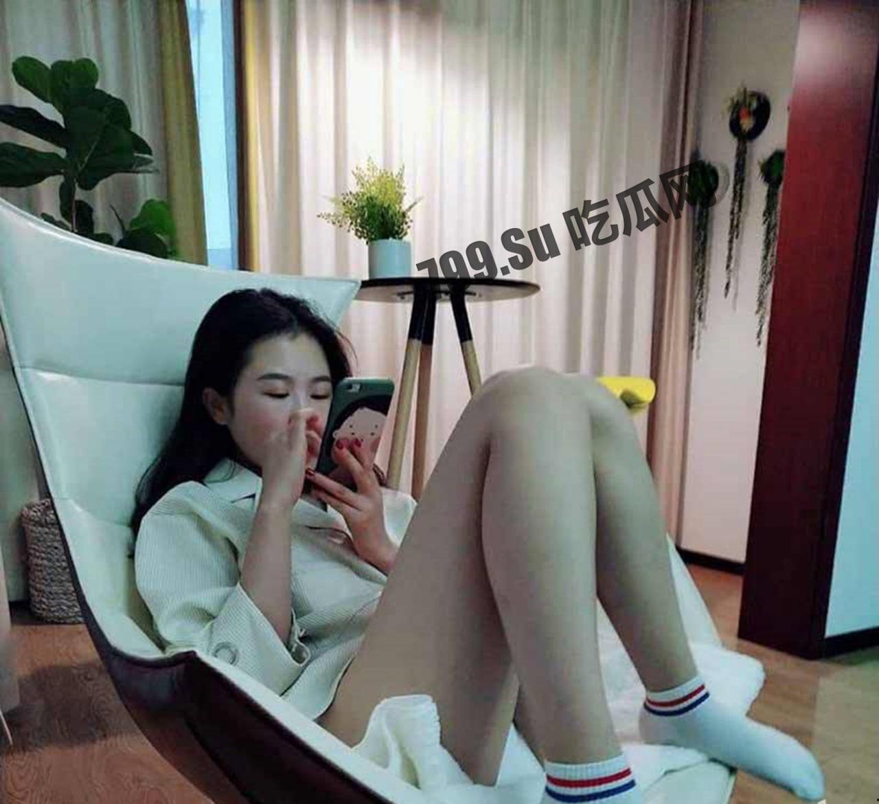 前女友系列！青岛大学大二女生 何欣 和男友私房照分手后遭流出-17