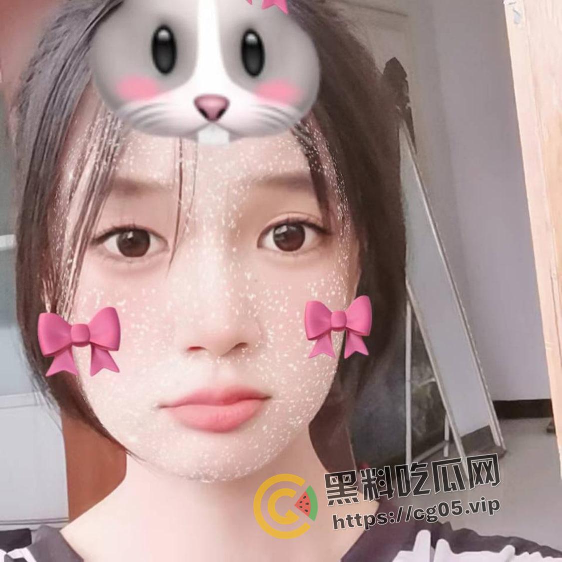 山东菏泽女高中生被大学生网调！娇嫩的小胸和粉嫩的小穴每日拍照打卡 这就是成功的男人吗-7