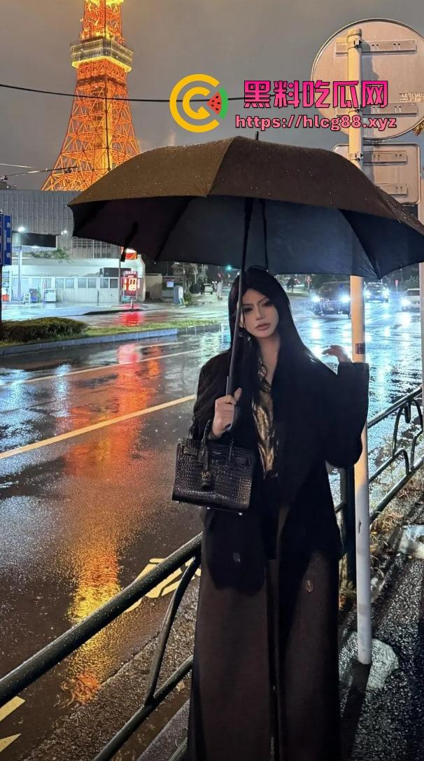 澳洲23岁假名媛『卢婷』卖逼成富一代，华人圈认证金牌援交女，专钓华裔大佬富二代，白富美靠爹她靠卖！-14