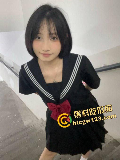 重庆技校反差婊【孙姗姗】自爆民宿狂欢夜，JK外套还没脱就被干翻在床，操到后半夜连床都下不了！-3