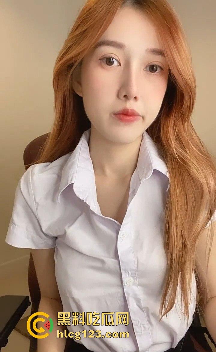 OnlyFans网红NDREAM嫩穴粉嫩，私拍啪啪口交大秀，场面火辣吃鸡不断！-8