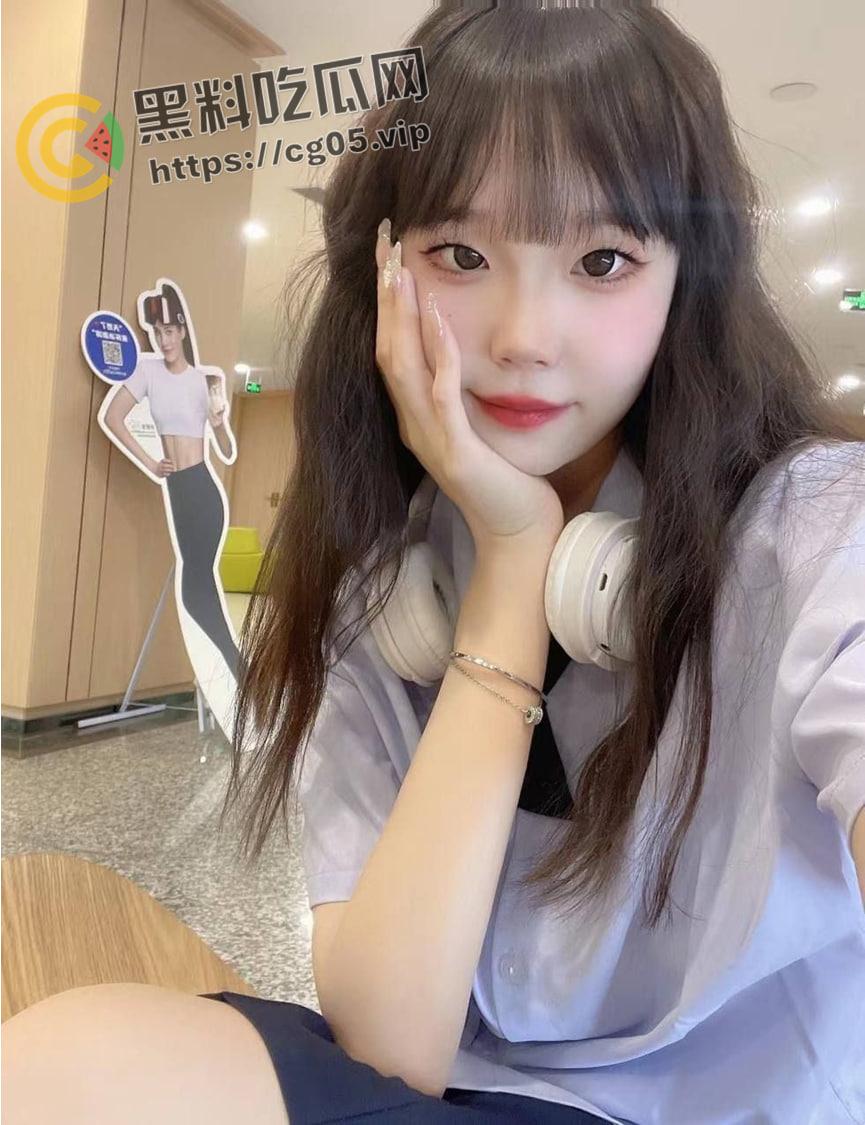 瓜友投稿！自家反差女友 ktv被捡尸博同情 多次出轨约炮死不悔改 天生贱母狗-2