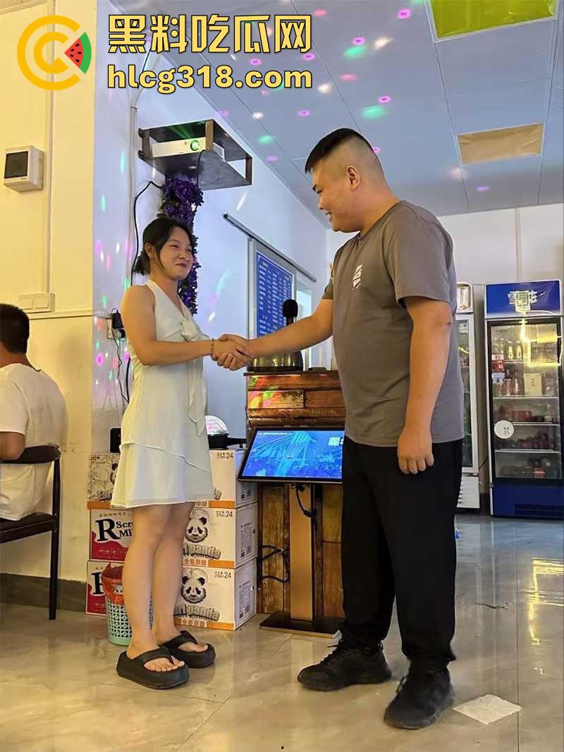 户外约操广西精神小妹，露骨聊天记录曝光，100块就能约出来随便蹂躏，妹子玩的有点开啊！-10